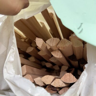 19X19 TAS OAK KD HARDWOOD ASSORTED MOULDINGS