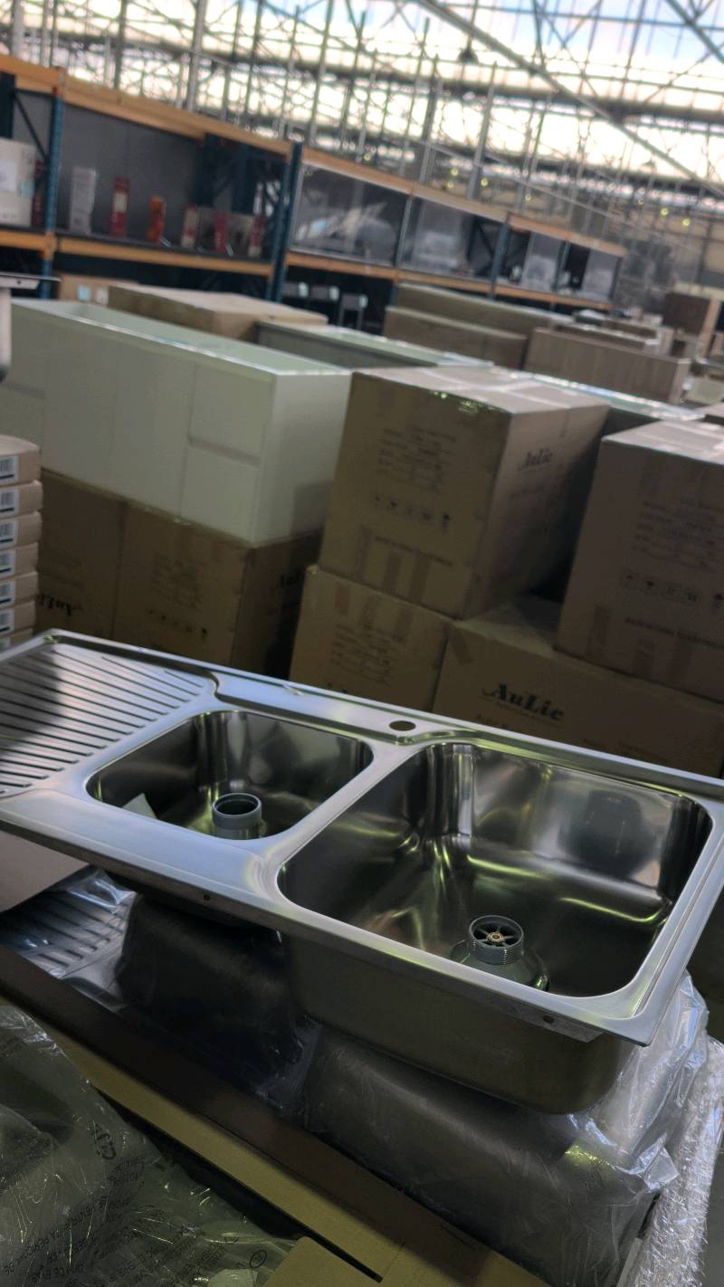 NEW TISIRA LIVING EDGE 1080MM SINK, 1.5 BOWL, RIGHT HAND BOWLS, LEFT DRAINER, S/STEEL 39841 TSLE1081L, 12 MONTH WARRANTY NEW TISIRA LIVING EDGE 1080MM SINK, 1.5 BOWL, RIGHT HAND BOWLS, LEFT DRAINER, S/STEEL 39841 TSLE1081L, 12 MONTH WARRANTY