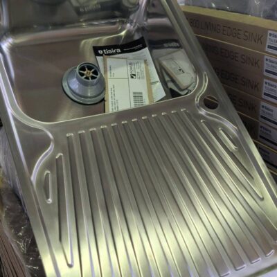 NEW TISIRA TSLE800R LIVING EDGE SINK, 800MM, SINGLE BOWL LEFT HAND SIDE, RIGHT HAND DRAINER, S/STEEL NEW TISIRA TSLE800R LIVING EDGE SINK, 800MM, SINGLE BOWL LEFT HAND SIDE, RIGHT HAND DRAINER, S/STEEL