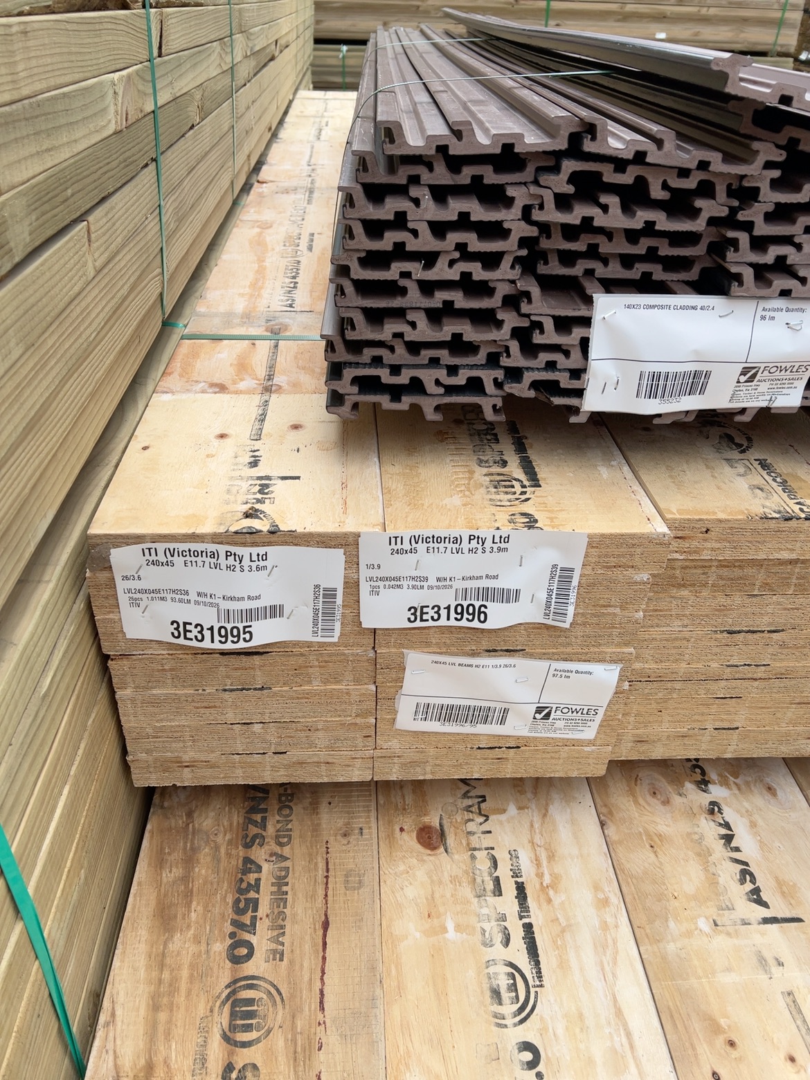 240X45 LVL BEAMS H2 E11 1/3.9 26/3.6 240X45 LVL BEAMS H2 E11 1/3.9 26/3.6