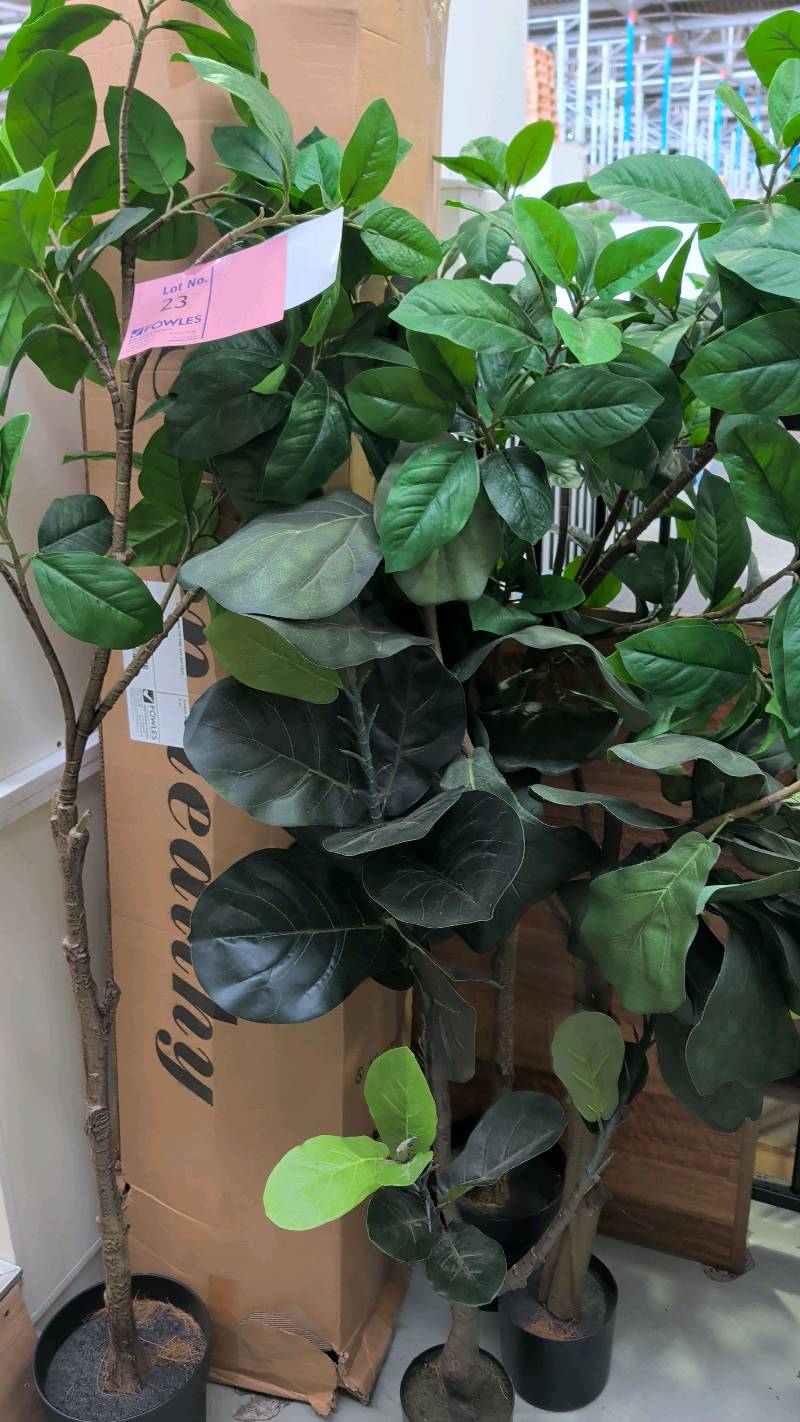 EX STAGING - LOT OF 4 FAUX PLANTS SOLD AS IS EX STAGING - LOT OF 4 FAUX PLANTS SOLD AS IS