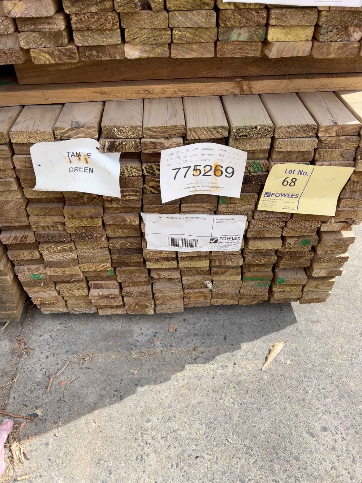70X22 TAN E H3 TREATED PINE DECKING-220/2.4 70X22 TAN E H3 TREATED PINE DECKING-220/2.4