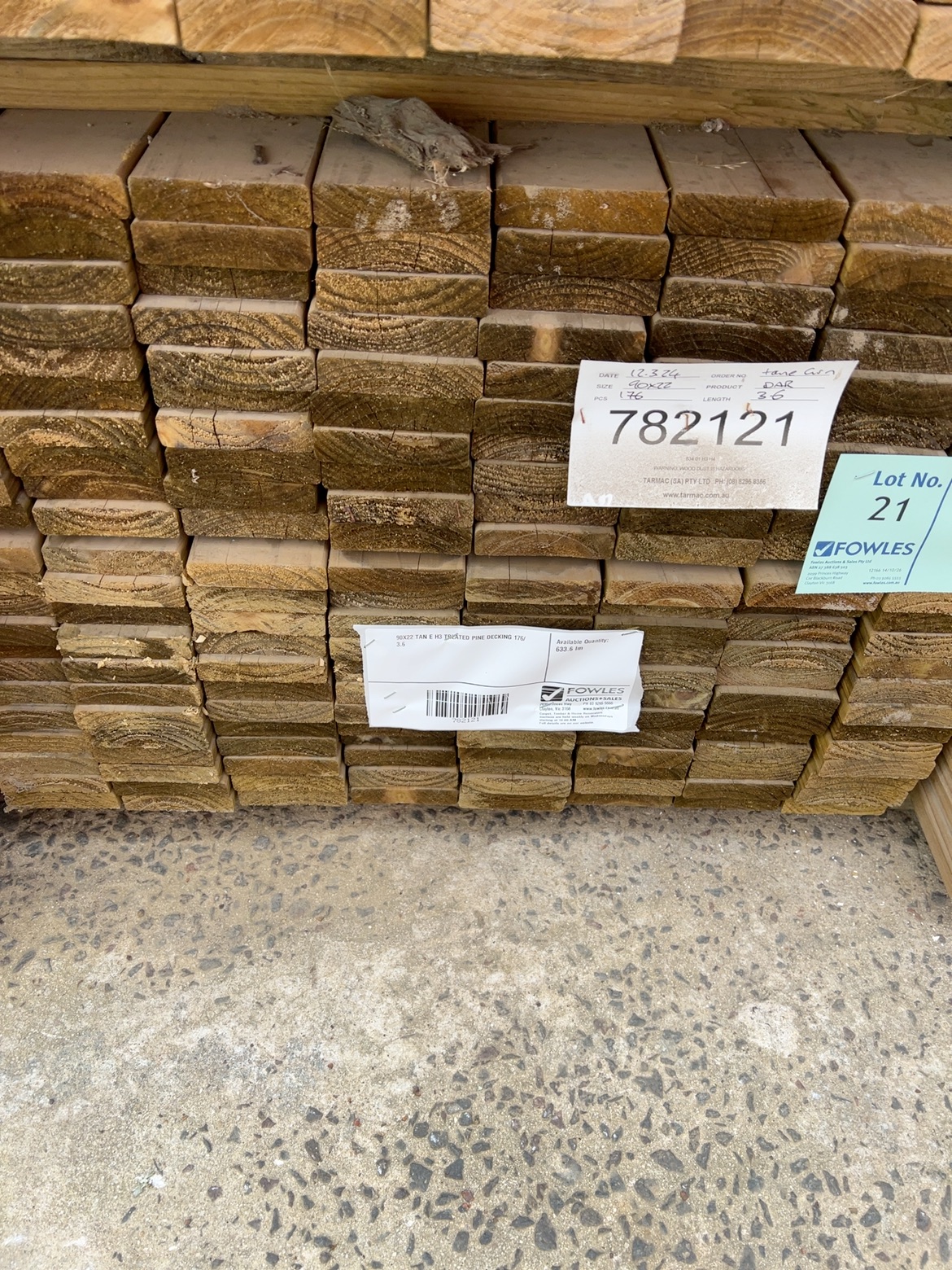90X22 TAN E H3 TREATED PINE DECKING 176/3.6 90X22 TAN E H3 TREATED PINE DECKING 176/3.6