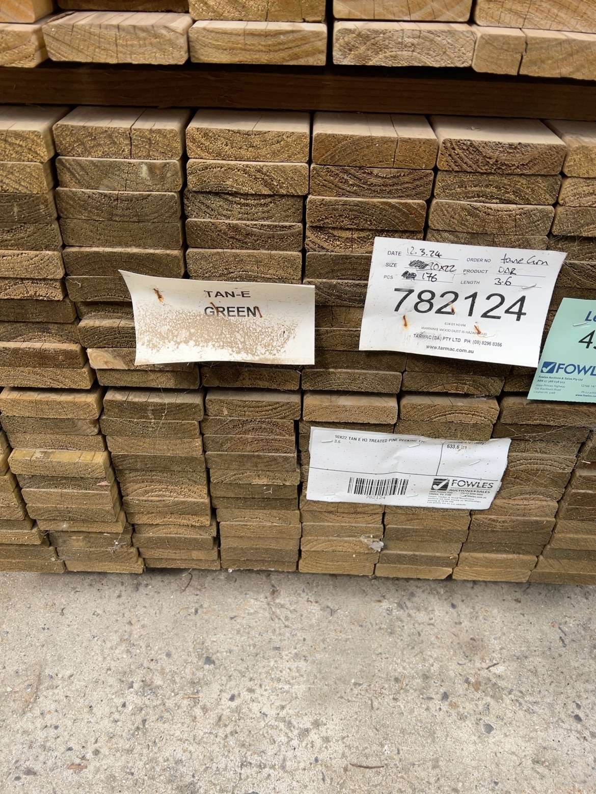 90X22 TAN E H3 TREATED PINE DECKING 176/3.6 90X22 TAN E H3 TREATED PINE DECKING 176/3.6