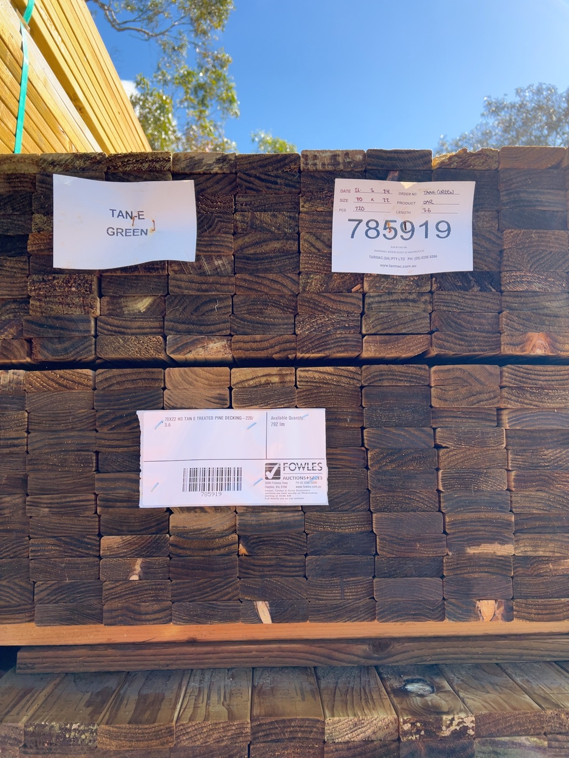 70X22 H3 TAN E TREATED PINE DECKING-220/3.6 70X22 H3 TAN E TREATED PINE DECKING-220/3.6