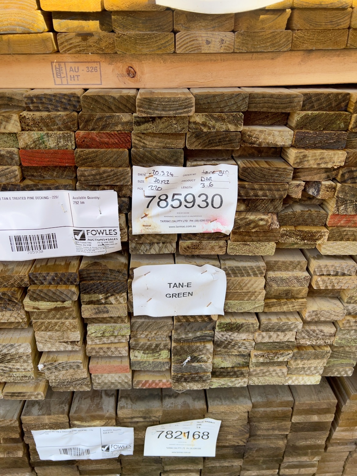 70X22 H3 TAN E TREATED PINE DECKING-220/3.6 70X22 H3 TAN E TREATED PINE DECKING-220/3.6