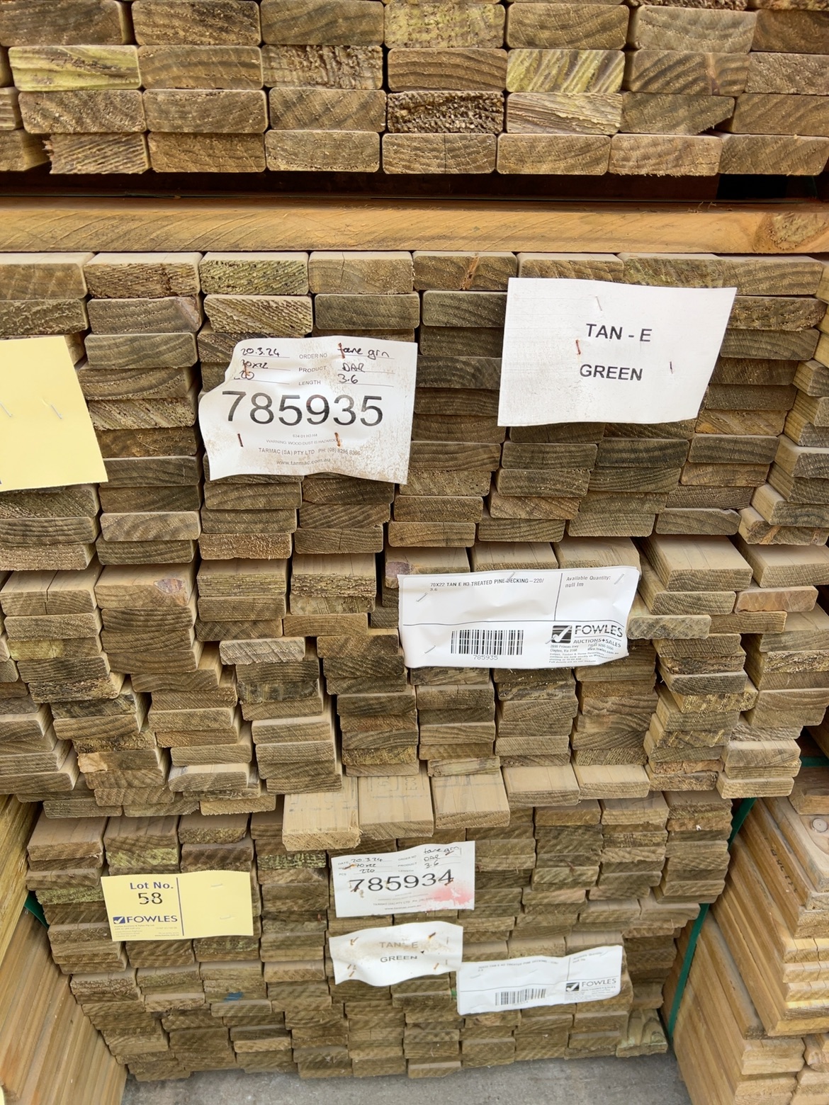 70X22 TAN E H3 TREATED PINE DECKING-220/3.6 70X22 TAN E H3 TREATED PINE DECKING-220/3.6