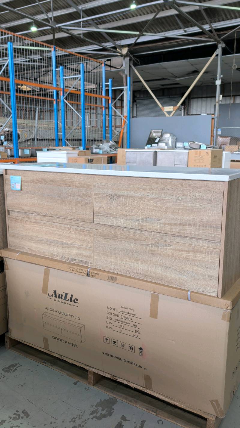 NEW LEO 1500MM SINGLE BOWL WALL HUNG VANITY, TIMBER LOOK FINISH WITH PURE FLAT STONE TOP RRP$2323 CAWH04-1500S-ST56FT NEW LEO 1500MM SINGLE BOWL WALL HUNG VANITY, TIMBER LOOK FINISH WITH PURE FLAT STONE TOP RRP$2323 CAWH04-1500S-ST56FT
