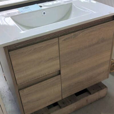 NEW GRACE 750MM WALL HUNG VANITY, OAK FINISH WITH LEFT HAND DRAWERS, WITH CRYSTAL WHITE CERAMIC TOP RRP$879
