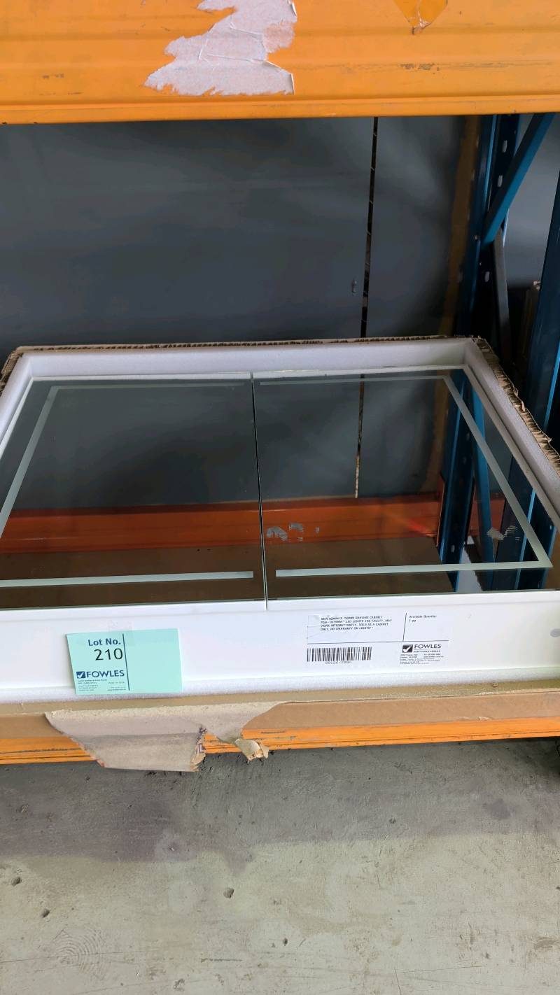 NEW 900MM X 750MM SHAVING CABINET PSH-9075MW **LED LIGHTS ARE FAULTY, MAY WORK INTERMITTANTLY, SOLD AS A CABINET ONLY, NO WARRANTY ON LIGHTS** NEW 900MM X 750MM SHAVING CABINET PSH-9075MW **LED LIGHTS ARE FAULTY, MAY WORK INTERMITTANTLY, SOLD AS A CABINET ONLY, NO WARRANTY ON LIGHTS**