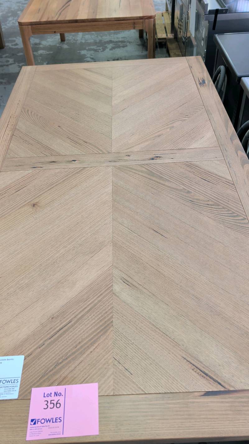 NEW FLINDERS 2000MM MESSMATE SMOKE STAIN, HERRINGBONE DESIGN, SOLD AS IS NEW FLINDERS 2000MM MESSMATE SMOKE STAIN, HERRINGBONE DESIGN, SOLD AS IS