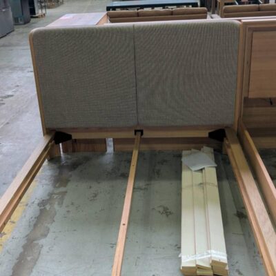 NEW LEONARD KING SIZE BEDFRAME, AMERICAN OAK AND FABRIC, SOLD AS IS NEW LEONARD KING SIZE BEDFRAME, AMERICAN OAK AND FABRIC, SOLD AS IS