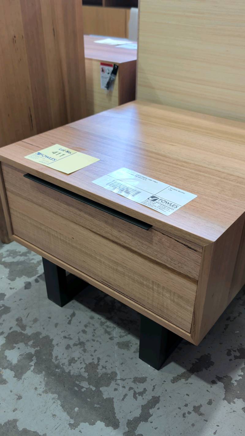 EX DISPLAY SOUTH WHARF LAMP TABLE, TASMANIAN OAK SOLD AS IS EX DISPLAY SOUTH WHARF LAMP TABLE, TASMANIAN OAK SOLD AS IS