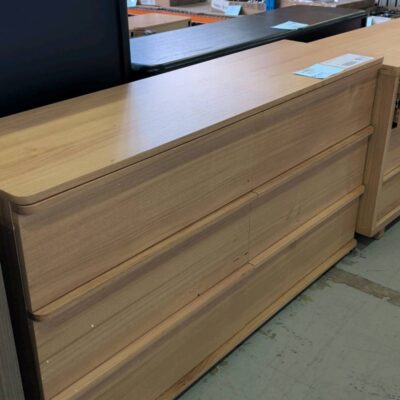 SAMPLE - RIVER DRESSER MESSMATE TIMBER SOLD AS IS SAMPLE - RIVER DRESSER MESSMATE TIMBER SOLD AS IS