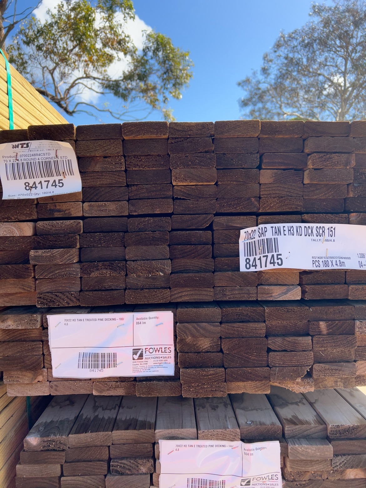 70X22 H3 TAN E TREATED PINE DECKING-180/4.8 70X22 H3 TAN E TREATED PINE DECKING-180/4.8