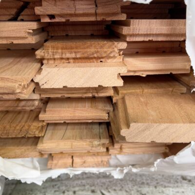 80X19 CHESTNUT COVER GRADE FLOORING 80X19 CHESTNUT COVER GRADE FLOORING
