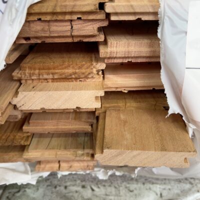 80X19 CHESTNUT COVER GRADE FLOORING 80X19 CHESTNUT COVER GRADE FLOORING
