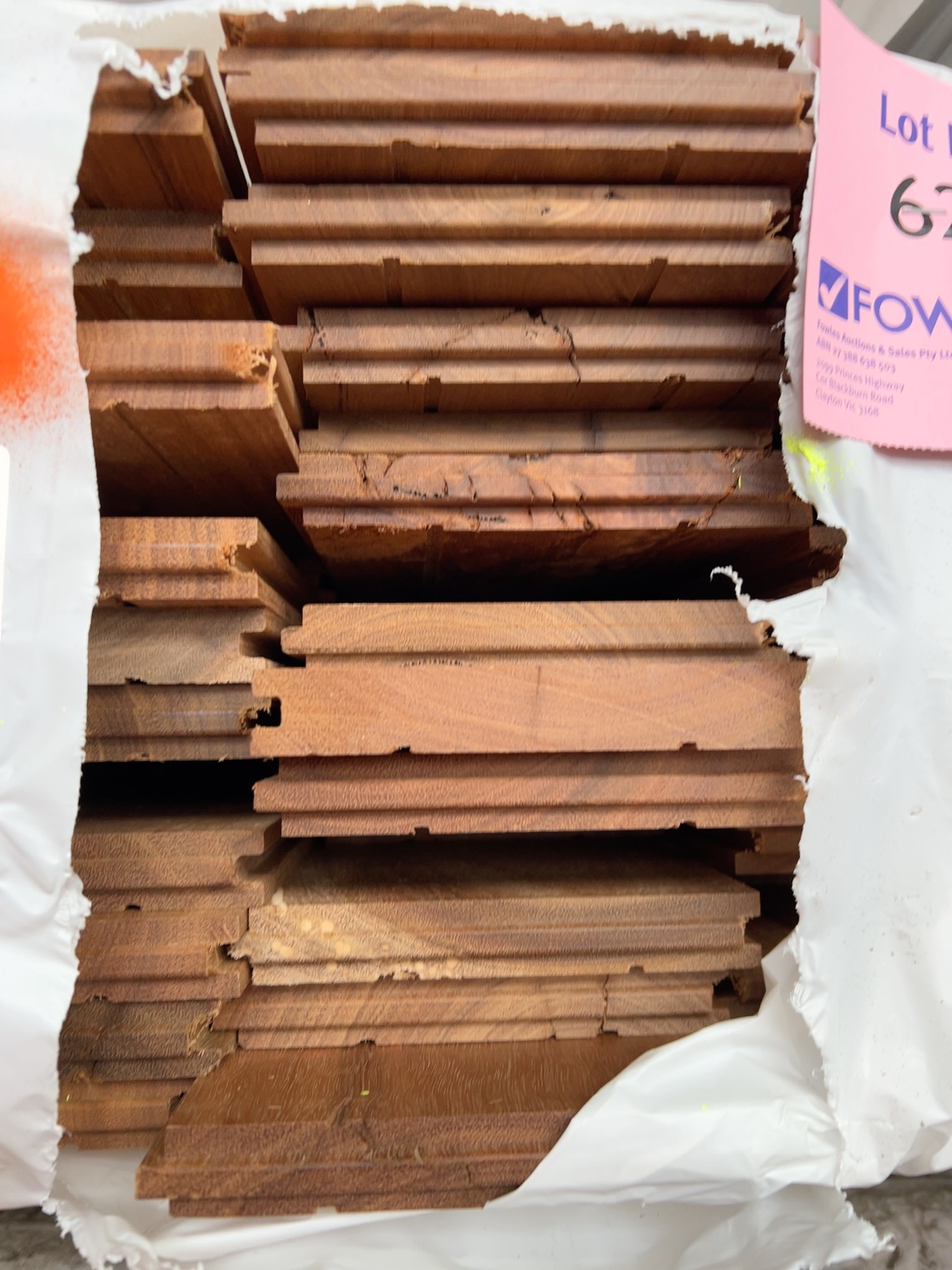 130X19 QLD SPOTTED GUM COVER GRADE FLOORING 130X19 QLD SPOTTED GUM COVER GRADE FLOORING