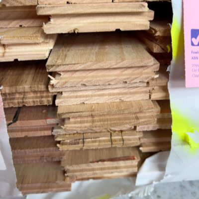 80X19 CHESTNUT COVER GRADE FLOORING 80X19 CHESTNUT COVER GRADE FLOORING