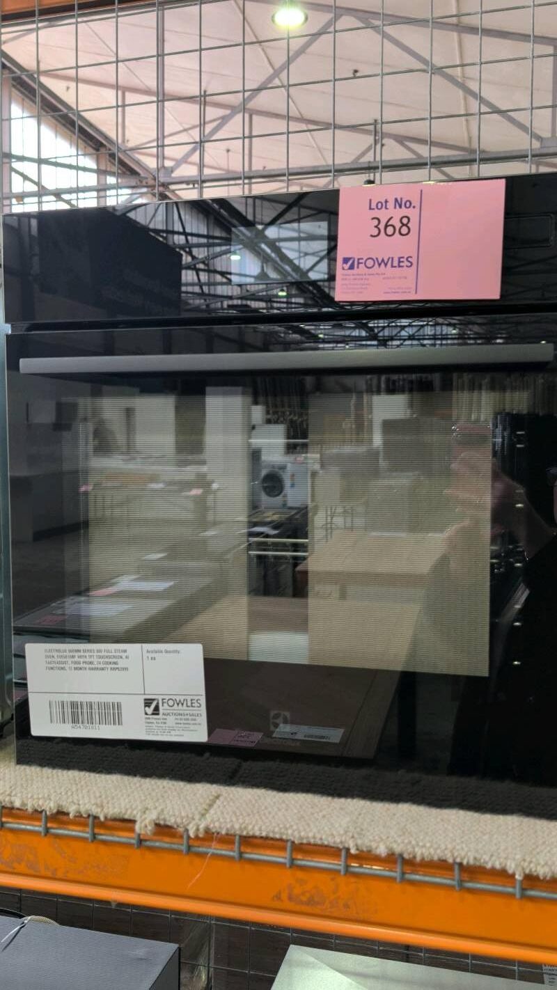 ELECTROLUX 600MM SERIES 800 FULL STEAM OVEN, EVE6810BF WITH TFT TOUCHSCREEN, AI TASTEASSIST, FOOD PROBE, 24 COOKING FUNCTIONS, 12 MONTH WARRANTY RRP$3999 ELECTROLUX 600MM SERIES 800 FULL STEAM OVEN, EVE6810BF WITH TFT TOUCHSCREEN, AI TASTEASSIST, FOOD PROBE, 24 COOKING FUNCTIONS, 12 MONTH WARRANTY RRP$3999