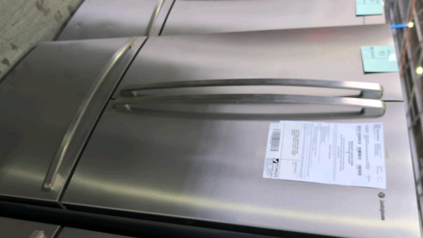 WESTINGHOUSE WHE6000SB FRENCH DOOR FRIDGE, 896MM WIDE, ADJUSTABLE INTERIOR, FINGERPRINT RESISTANT S/STEEL, 12 MONTH WARRANTY WESTINGHOUSE WHE6000SB FRENCH DOOR FRIDGE, 896MM WIDE, ADJUSTABLE INTERIOR, FINGERPRINT RESISTANT S/STEEL, 12 MONTH WARRANTY