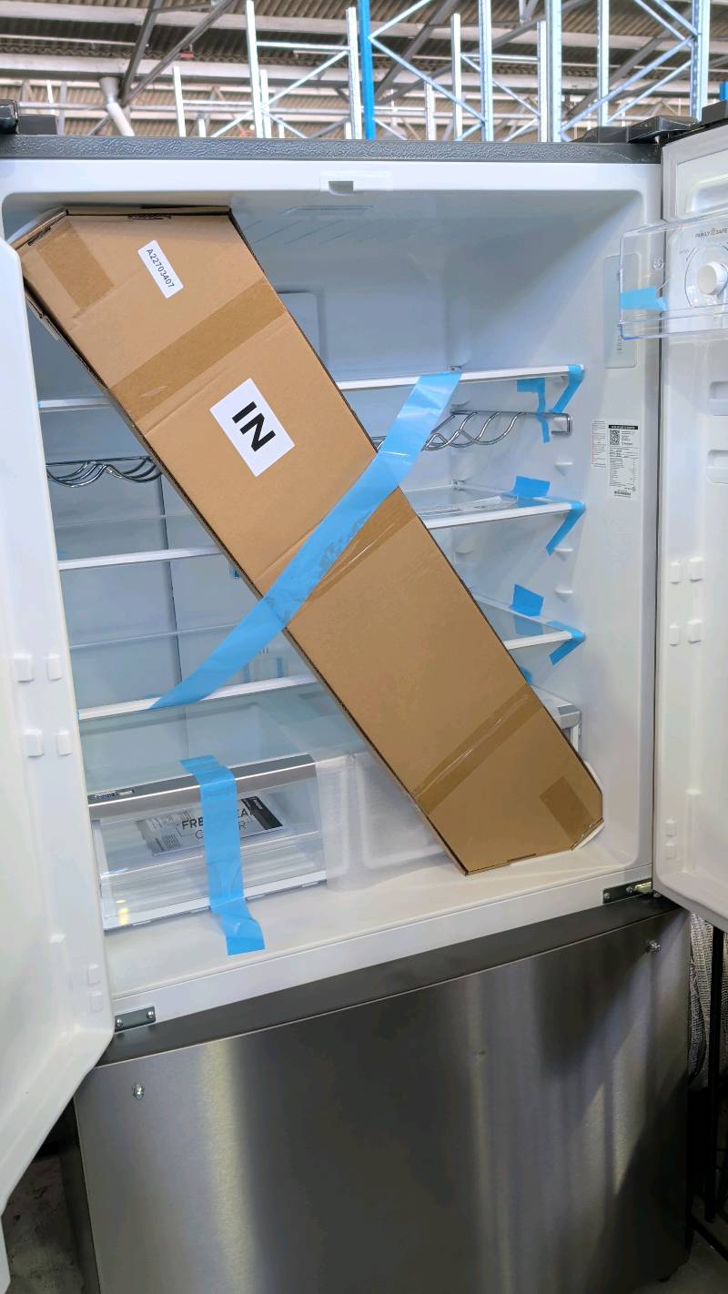 WESTINGHOUSE WHE6000SB FRENCH DOOR FRIDGE, 565 LITRE, 896MM WIDE, WITH FREEZER DRAWER, DUAL SEALED CRISPERS WITH HUMIDITY CONTROL, 4 STAR ENERGY, FLEX SPACE INTERIOR, FAMILY SAFE LOCKABLE COMPARTMENT, 12 MONTH WARRANTY WESTINGHOUSE WHE6000SB FRENCH DOOR FRIDGE, 565 LITRE, 896MM WIDE, WITH FREEZER DRAWER, DUAL SEALED CRISPERS WITH HUMIDITY CONTROL, 4 STAR ENERGY, FLEX SPACE INTERIOR, FAMILY SAFE LOCKABLE COMPARTMENT, 12 MONTH WARRANTY