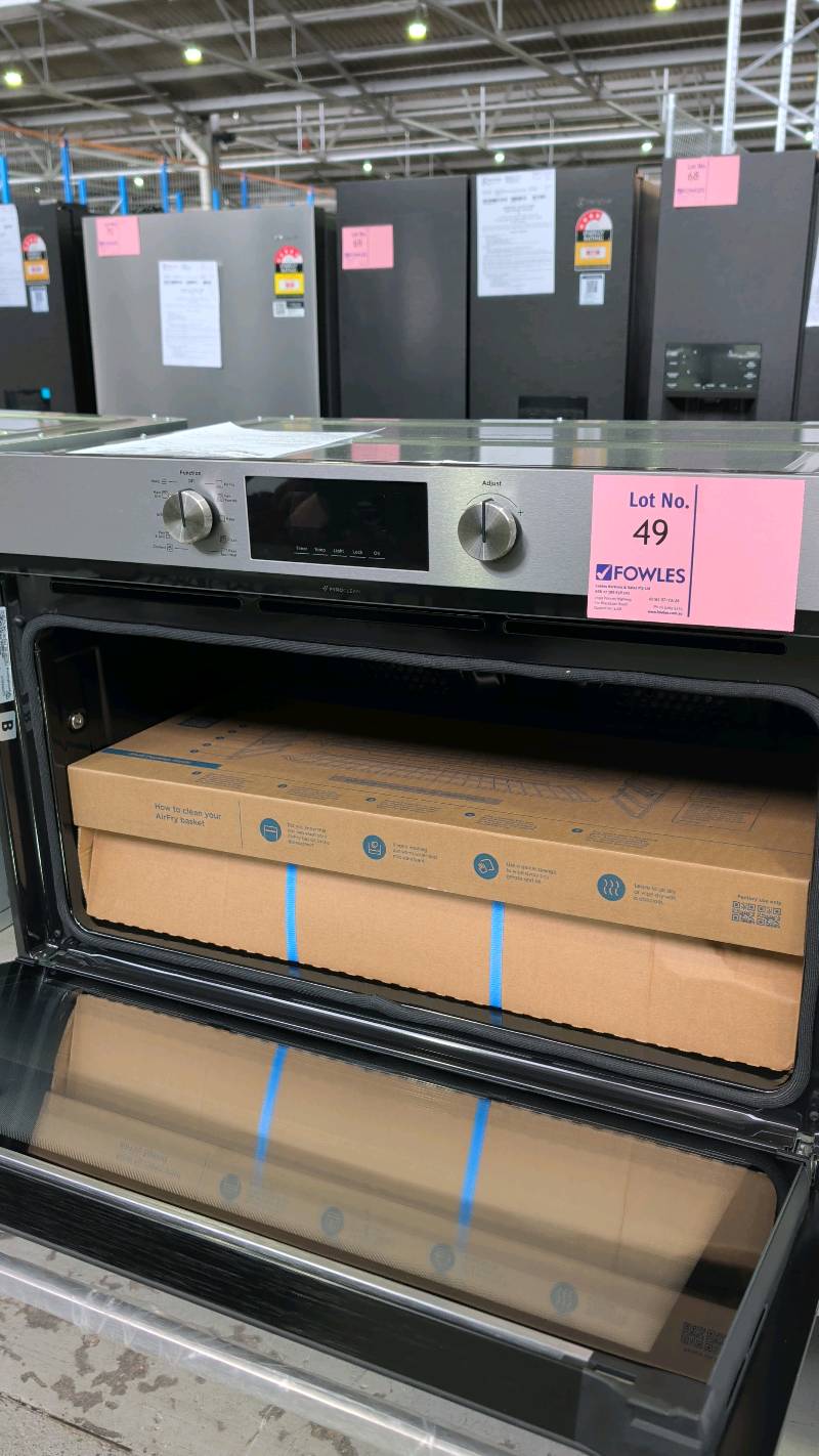 WESTINGHOUSE WVEP9716SD 900MM PYROLYTIC OVEN WITH 10 FUNCTIONS INCL AIRFRY & PIZZA, WITH 12 MONTH WARRANTY WESTINGHOUSE WVEP9716SD 900MM PYROLYTIC OVEN WITH 10 FUNCTIONS INCL AIRFRY & PIZZA, WITH 12 MONTH WARRANTY