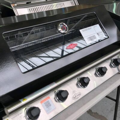 BEEFEATER 1200 SERIES 5 BURNER BUILT IN BBQ, BLACK ENAMEL, BBG1250BB RRP$919 BEEFEATER 1200 SERIES 5 BURNER BUILT IN BBQ, BLACK ENAMEL, BBG1250BB RRP$919