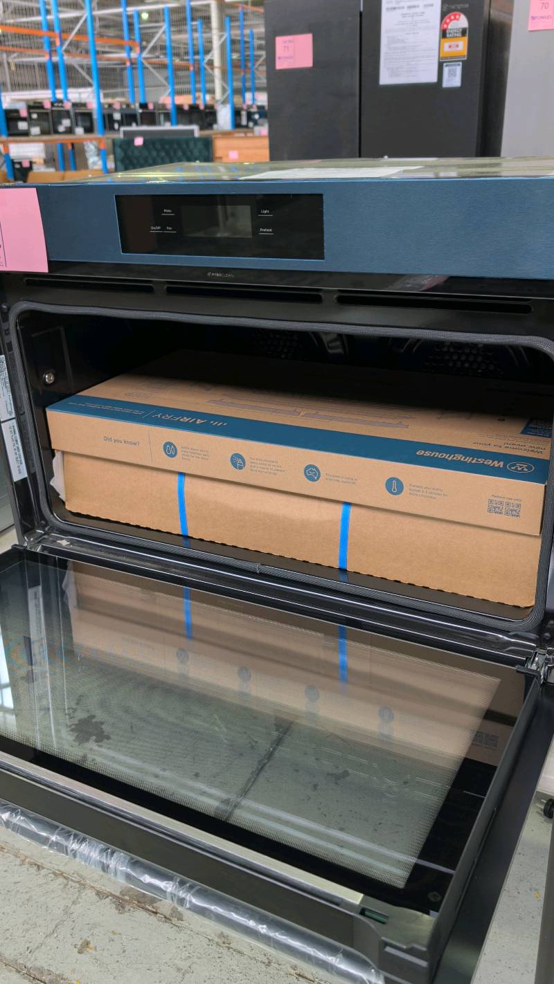WESTINGHOUSE WVEP9917DD 900MM DARK S/STEEL PYROLYTIC OVEN WITH 17 FUNCTIONS INCL STEAMBAKE & AIRFRY, 12 MONTH WARRANTY RRP$2899 WESTINGHOUSE WVEP9917DD 900MM DARK S/STEEL PYROLYTIC OVEN WITH 17 FUNCTIONS INCL STEAMBAKE & AIRFRY, 12 MONTH WARRANTY RRP$2899