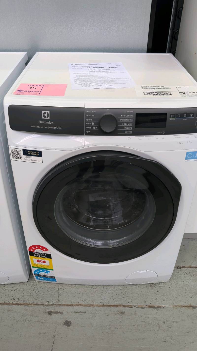 ELECTROLUX EWF1043R7WCS 10KG ULTIMATECARE 700 FONT LOAD WASHING MACHINE, WITH INTELLIQUICK CYCLE & ULTRAMIX TECHNOLOGY RRP$1099 WITH 12 MONTH WARRANTY ELECTROLUX EWF1043R7WCS 10KG ULTIMATECARE 700 FONT LOAD WASHING MACHINE, WITH INTELLIQUICK CYCLE & ULTRAMIX TECHNOLOGY RRP$1099 WITH 12 MONTH WARRANTY