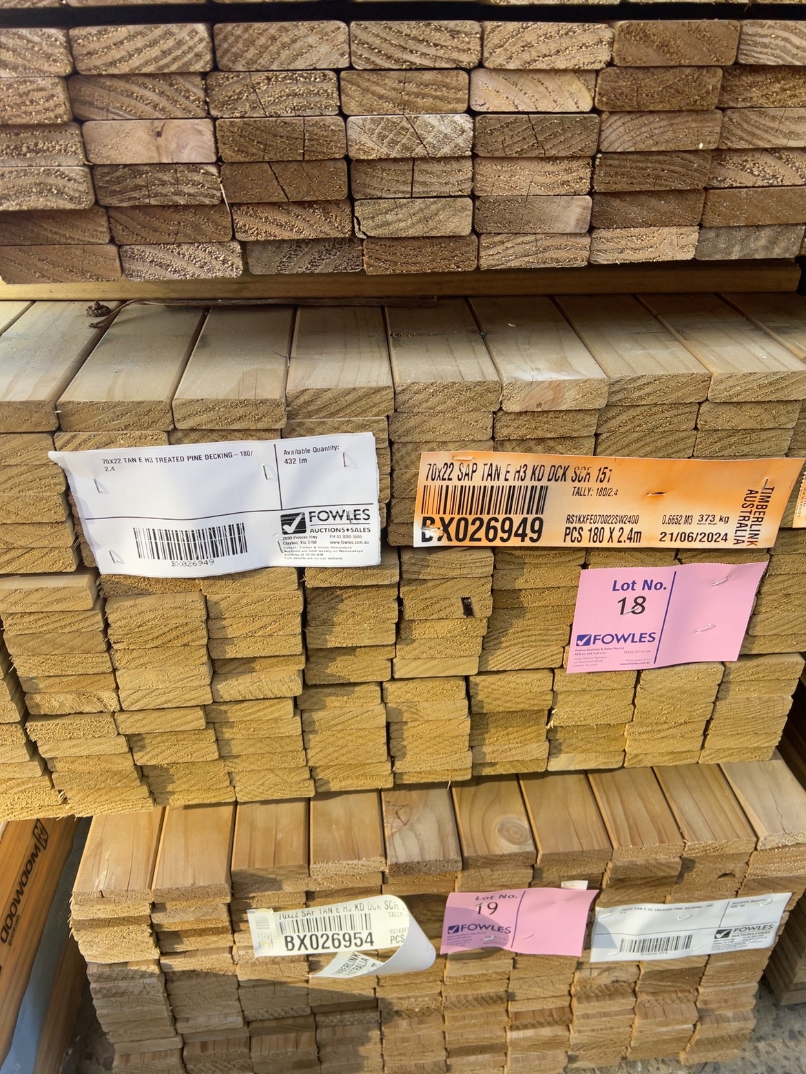 70X22 TAN E H3 TREATED PINE DECKING-180/2.4 70X22 TAN E H3 TREATED PINE DECKING-180/2.4