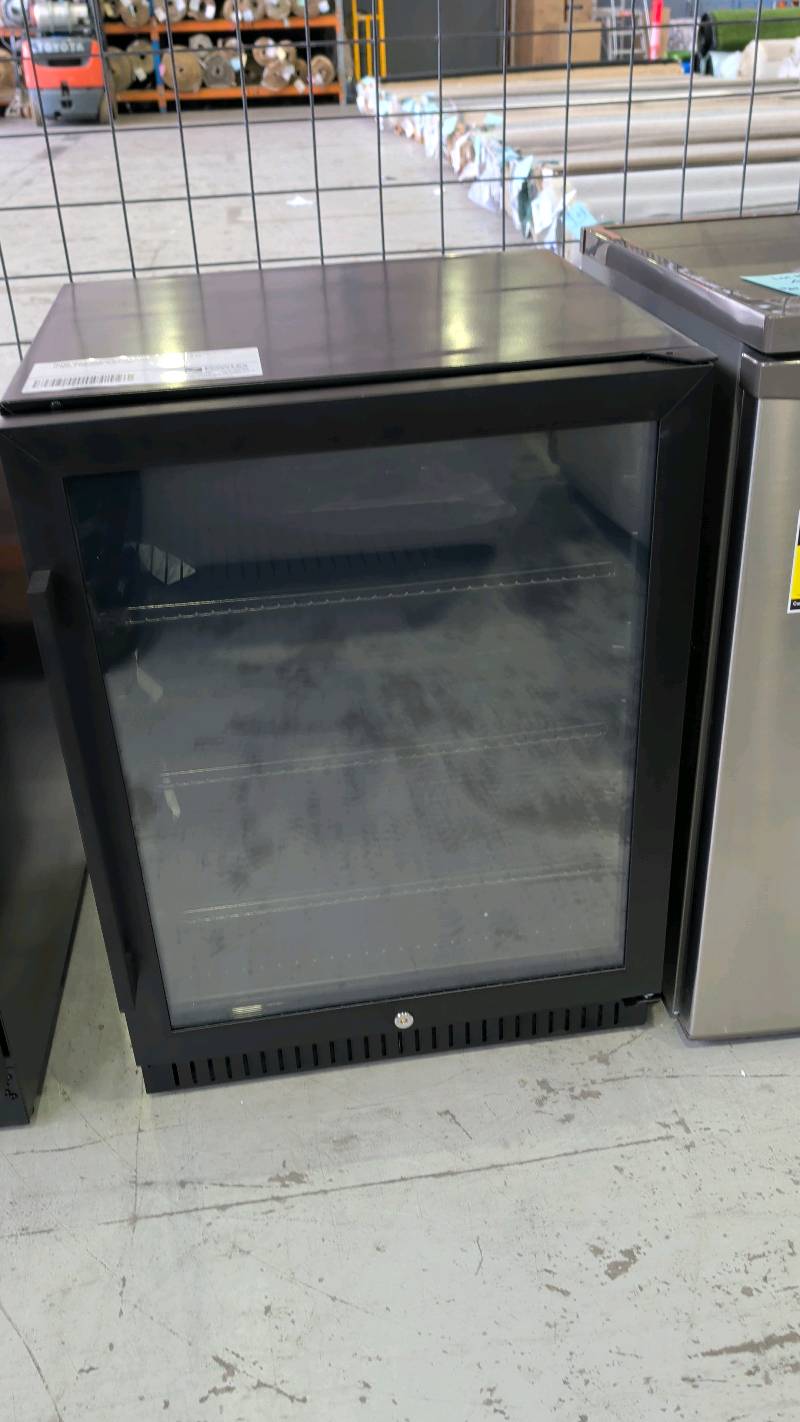 BRAND NEW EURO 600MM BLACK BEVERAGE FRIDGE, RIGHT HAND GLASS DOOR EA600BFBR 12 MONTH WARRANTY RRP $1998 BRAND NEW EURO 600MM BLACK BEVERAGE FRIDGE, RIGHT HAND GLASS DOOR EA600BFBR 12 MONTH WARRANTY RRP $1998