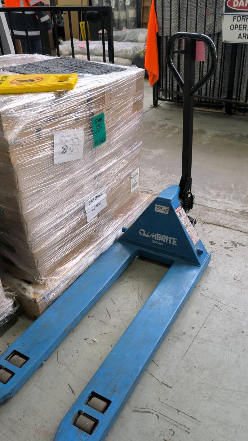 BLUE PALLET JACK-NOT WORKING **SOLD AS IS** BLUE PALLET JACK-NOT WORKING **SOLD AS IS**