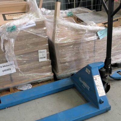 BLUE PALLET JACK-NOT WORKING **SOLD AS IS**