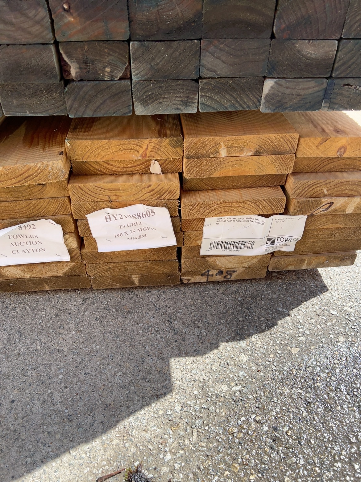 190X35 T3 GREEN MGP10 TREATED PINE-34/4.8 (THIS PACK IS AGED STOCK AND SOLD AS IS) 190X35 T3 GREEN MGP10 TREATED PINE-34/4.8 (THIS PACK IS AGED STOCK AND SOLD AS IS)