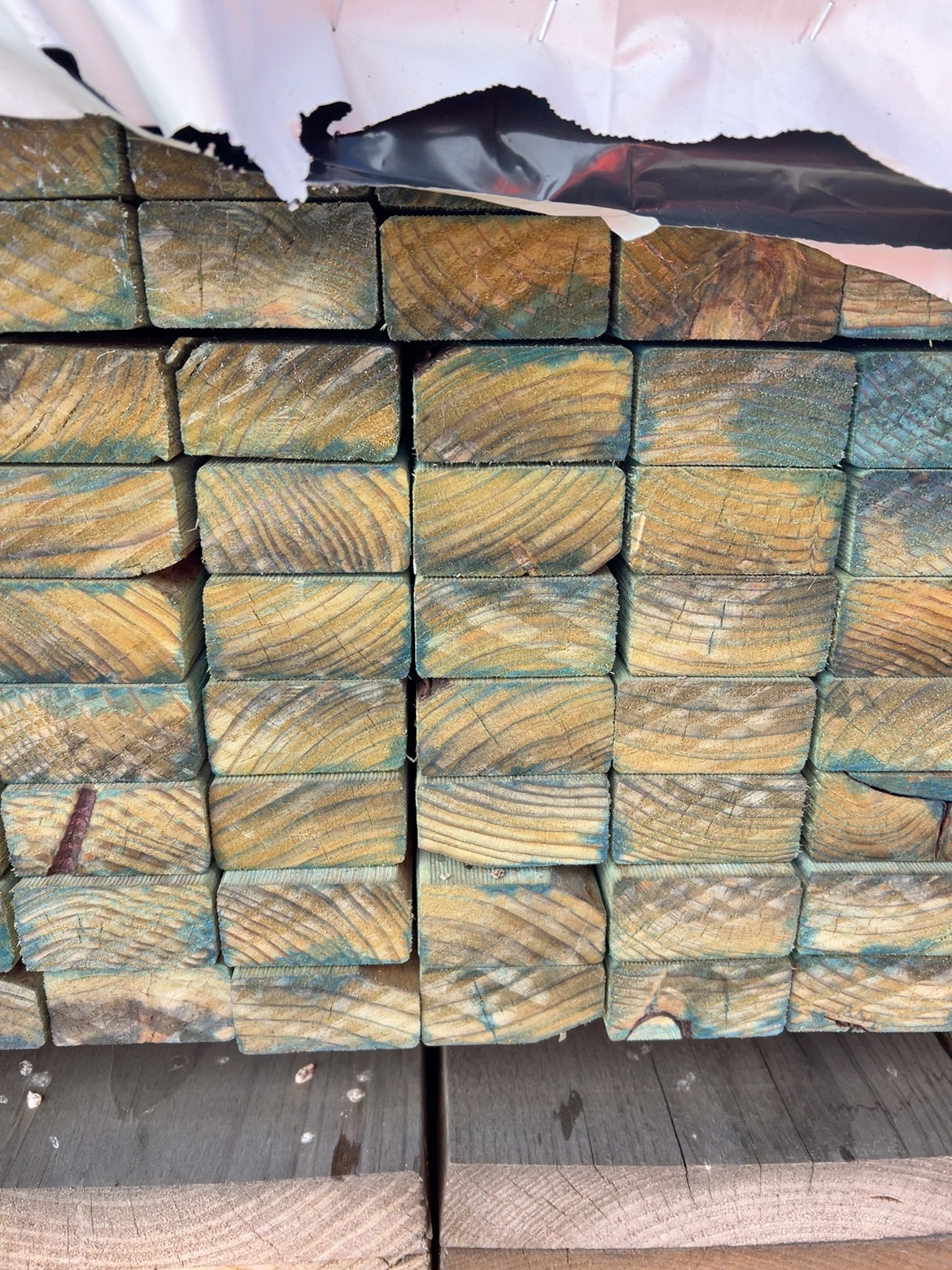 70X35 T2 BLUE MGP10 PINE-140/4.8 (THIS PACK IS AGED STOCK AND SOLD AS IS) 70X35 T2 BLUE MGP10 PINE-140/4.8 (THIS PACK IS AGED STOCK AND SOLD AS IS)