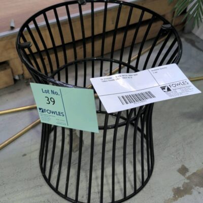 EX STAGING - BLACK METAL WIRE SIDE TABLE FRAME ONLY, SOLD AS IS EX STAGING - BLACK METAL WIRE SIDE TABLE FRAME ONLY, SOLD AS IS
