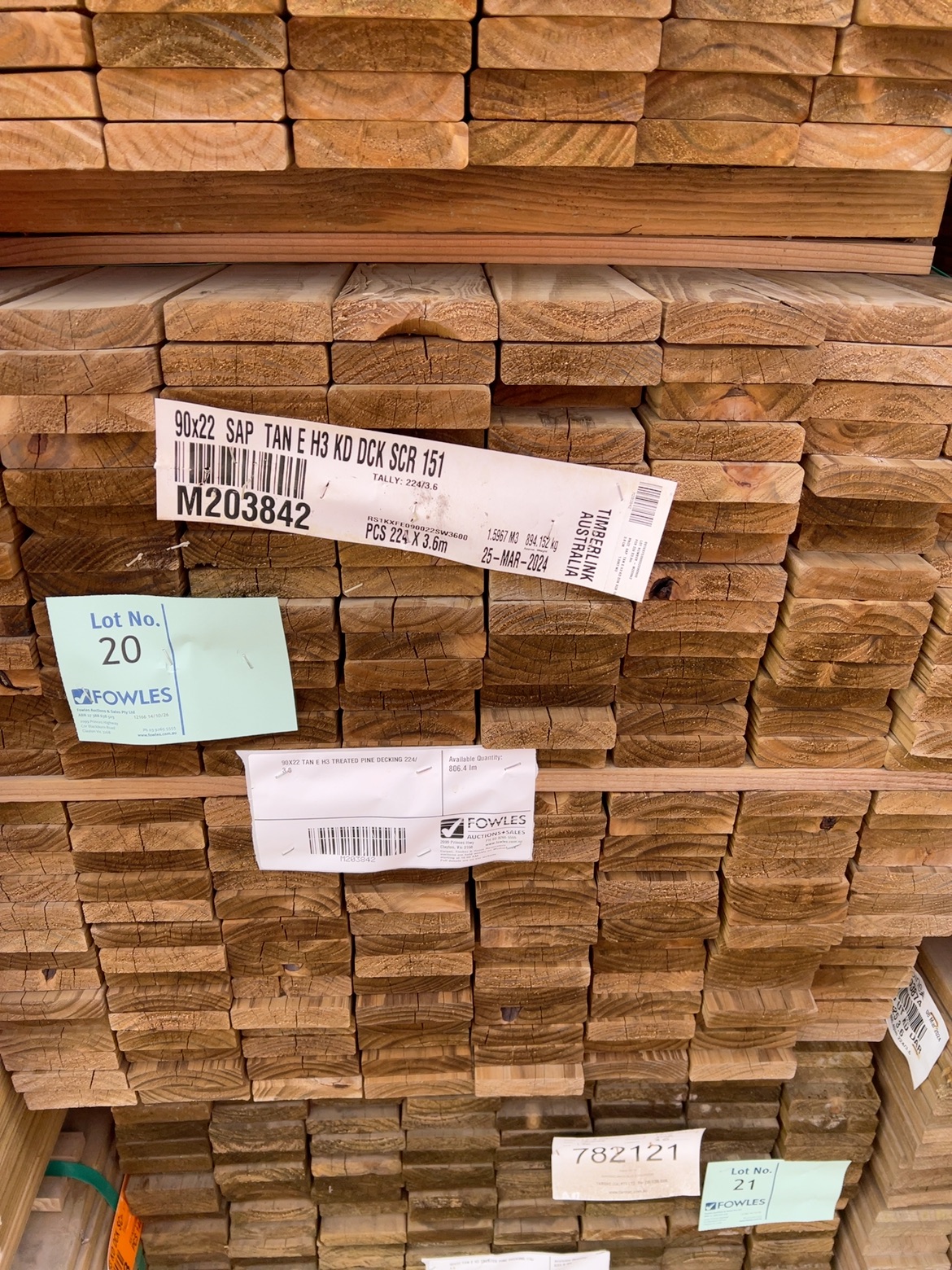 90X22 TAN E H3 TREATED PINE DECKING 224/3.6 90X22 TAN E H3 TREATED PINE DECKING 224/3.6