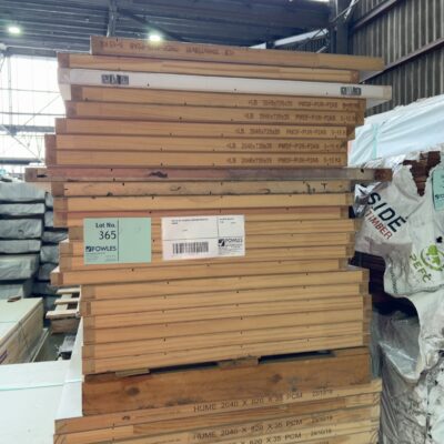 PALLET OF ASSORTED SPM AND REDICOTE DOORS PALLET OF ASSORTED SPM AND REDICOTE DOORS