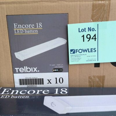 NEW DESIGNER LIGHTING - ENCORE 18W LED BATTEN LIGHT RRP$37.60 NEW DESIGNER LIGHTING - ENCORE 18W LED BATTEN LIGHT RRP$37.60