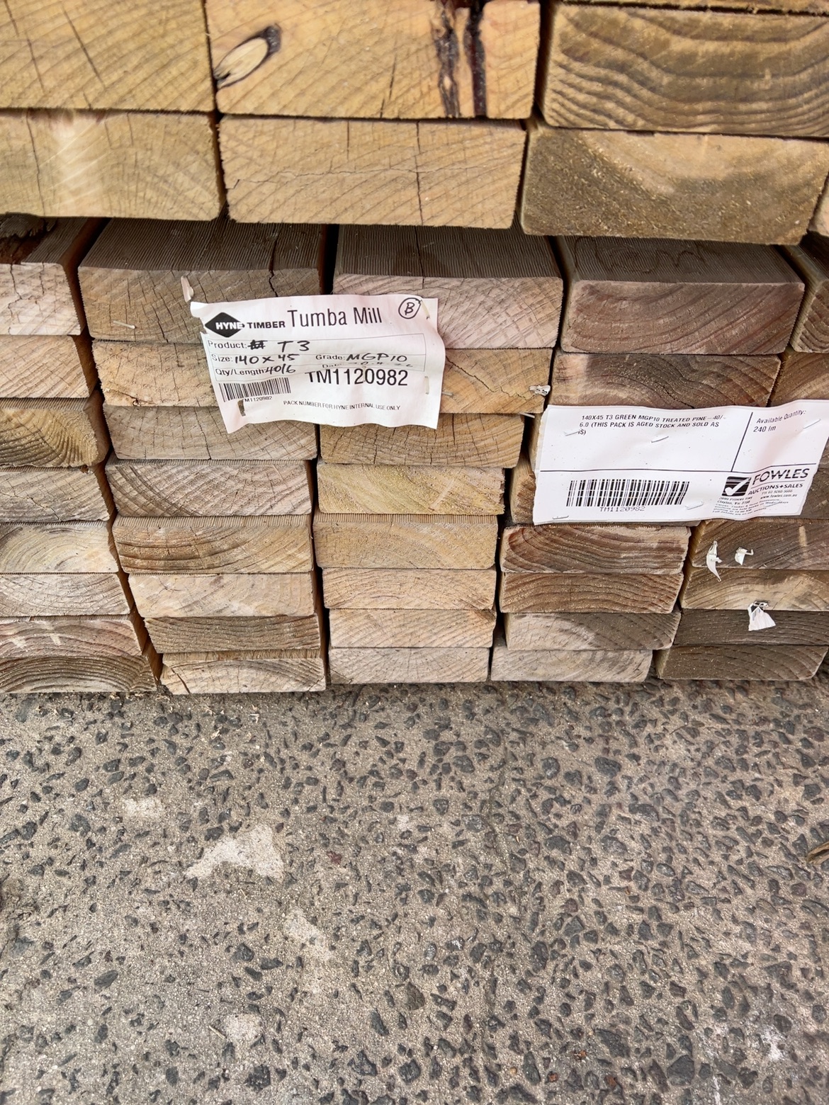 140X45 T3 GREEN MGP10 TREATED PINE-40/6.0 (THIS PACK IS AGED STOCK AND SOLD AS IS) 140X45 T3 GREEN MGP10 TREATED PINE-40/6.0 (THIS PACK IS AGED STOCK AND SOLD AS IS)
