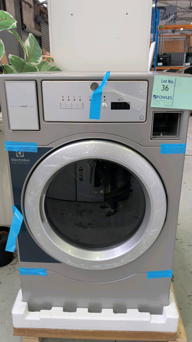 NEW ELECTROLUX 12KG MYPRO COMMERCIAL PROFESSIONAL XL DRYER, TE1220E, 25 AMP 12 MONTH WARRANTY NEW ELECTROLUX 12KG MYPRO COMMERCIAL PROFESSIONAL XL DRYER, TE1220E, 25 AMP 12 MONTH WARRANTY