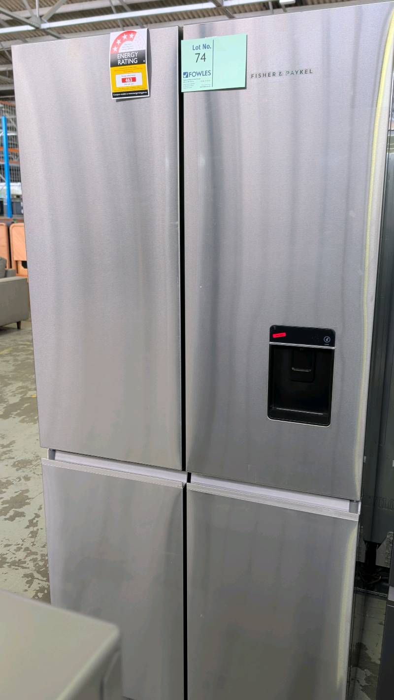 NEW FISHER & PAYKEL RF730QNUVX1 QUAD DOOR FRIDGE WITH ICE & WATER WITH 12 MONTH WARRANTY NEW FISHER & PAYKEL RF730QNUVX1 QUAD DOOR FRIDGE WITH ICE & WATER WITH 12 MONTH WARRANTY