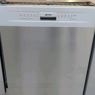 EX DISPLAY SMEG COMMERCIAL DISHWASHER DWAU6214X4 SOLD AS IS WITH 12 MONTH WARRANTY EX DISPLAY SMEG COMMERCIAL DISHWASHER DWAU6214X4 SOLD AS IS WITH 12 MONTH WARRANTY