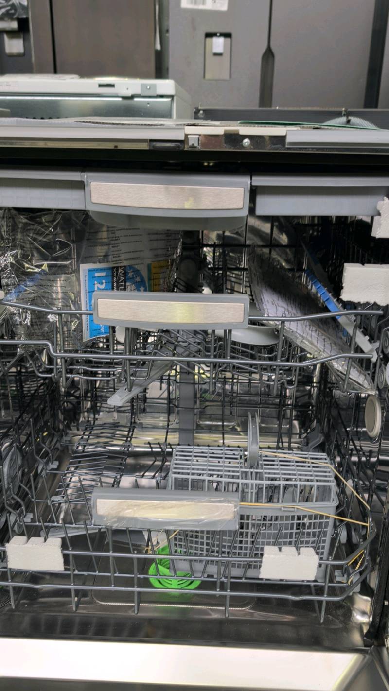 NEW ILVE FULLY INTEGRATED DISHWASHER IVFID10/2 WITH 12 MONTH WARRANTY NEW ILVE FULLY INTEGRATED DISHWASHER IVFID10/2 WITH 12 MONTH WARRANTY