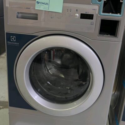 NEW ELECTROLUX 12KG MYPRO XL COMMERCIAL WASHING MACHINE, WE1100P WITH 12 MONTH WARRANTY