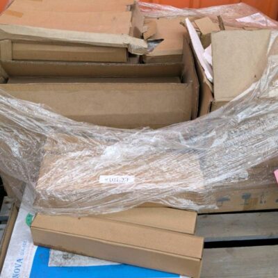 PALLET OF TOILET SEATS PALLET OF TOILET SEATS